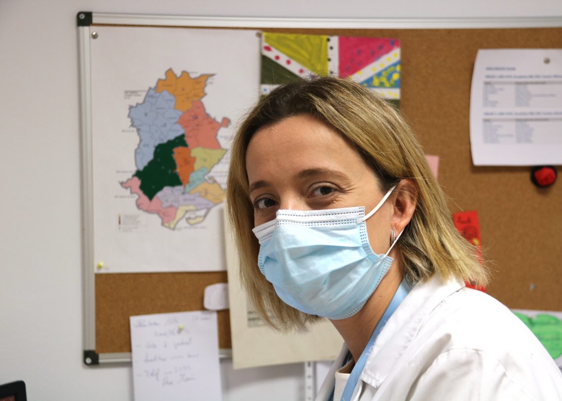 Ofereixen incentius laborals i formatius als metges de família perquè es quedin a l’Ebre