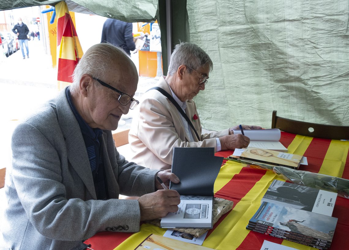 ‘Antonio Roca Cid. Lo retratista del Rastre’ i ‘Espills badats’ de Francesca Aliern, els llibres ebrencs més venuts a Tortosa