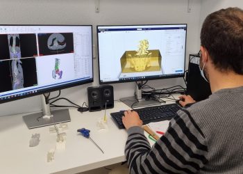 L’hospital de Tortosa simula cirurgies complexes amb el Laboratori 3D Atmosfera