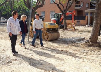 Tortosa millora les voreres del carrer Joan Miró i projecta més obres al barri del Temple