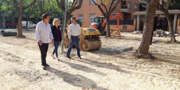 Tortosa millora les voreres del carrer Joan Miró i projecta més obres al barri del Temple