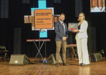 Clàudia Pallisé s’emporta el Vila d’Ascó amb la novel·la ‘Aquest cos meu i nostre’