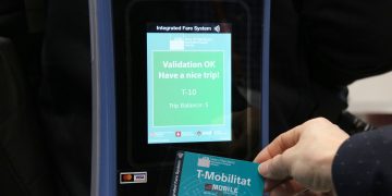 El Govern preveu que la T-Mobilitat estigui en marxa a tot Catalunya ‘a finals del 2024’