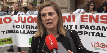 Treballadors de l’hospital de Jesús donen uns dies a Salut perquè se’ls paguen els complements pendents