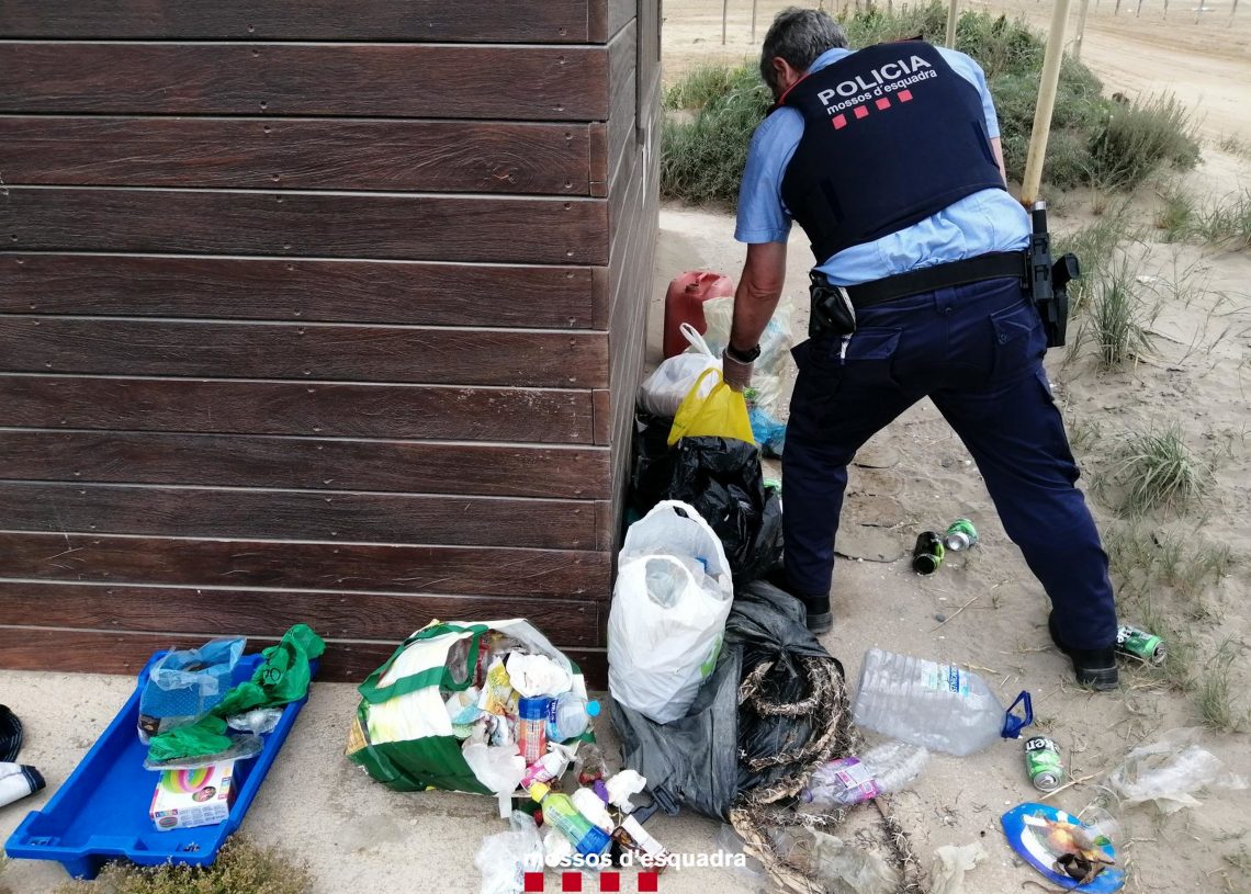 Els Mossos d’Esquadra denuncien un home per abocar escombraries al Trabucador