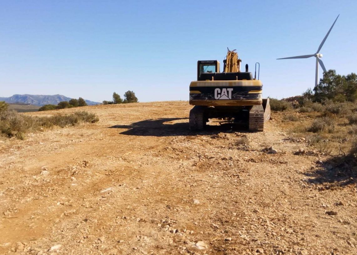 Recurs del GEPEC per la represa de les obres del parc eòlic Collada II del Perelló