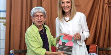 Núria Gil reivindica en un llibre els valors de la pintora i activista ampostina Mari Chordà