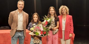 Cinta Herrero i Neus Forés, reina i reina infantil de les festes de la Cinta 2022