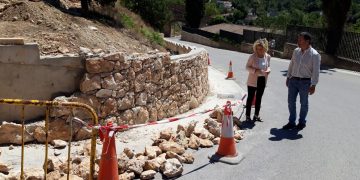 Tortosa arranja amb un mur la pujada al castell de la Suda des del barri de Rastre