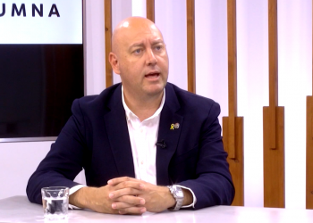 Caparrós confia en poder reformar la piscina de la Ràpita, afectada per la crisi d’Ucraïna