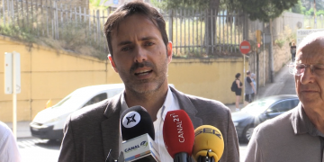 Movem Tortosa proposa un pla de xoc per resoldre la falta de pàrquing al centre