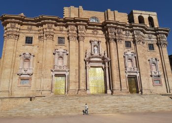 Denuncien que Tortosa no autoritza un acte feminista a la nova plaça de la Catedral