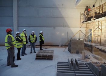 La Ribera d’Ebre instal·la plaques solars al Consell i a la nau 5G del polígon del Molló