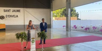 Sant Jaume d’Enveja millora la pista coberta del casal amb la col·laboració de la Diputació