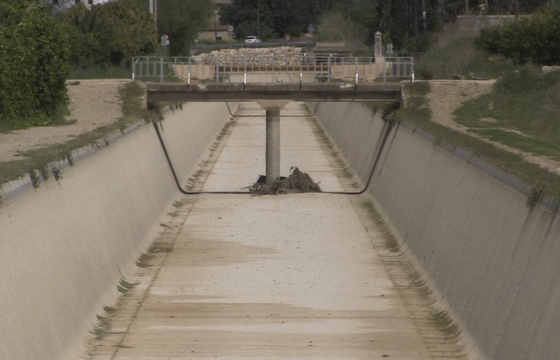 La Comunitat de Regants de l’Esquerra buidarà el canal tot l’hivern per reduir costos