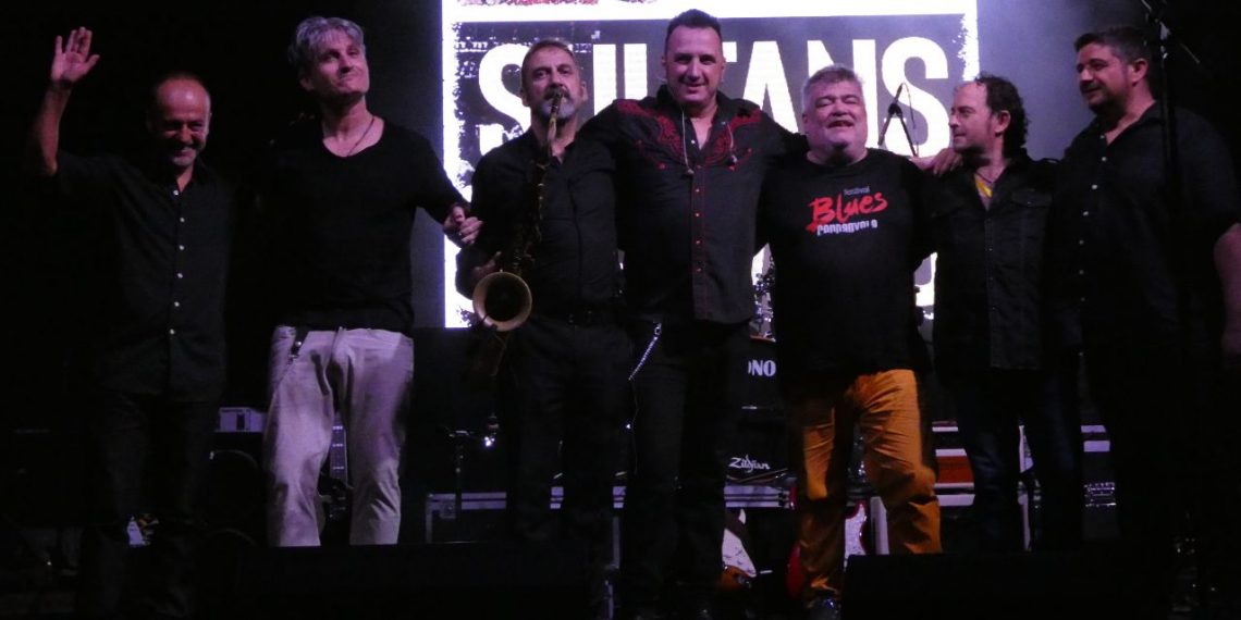 Sultans of Swing Band homenatgen els Dire Straits a Tortosa
