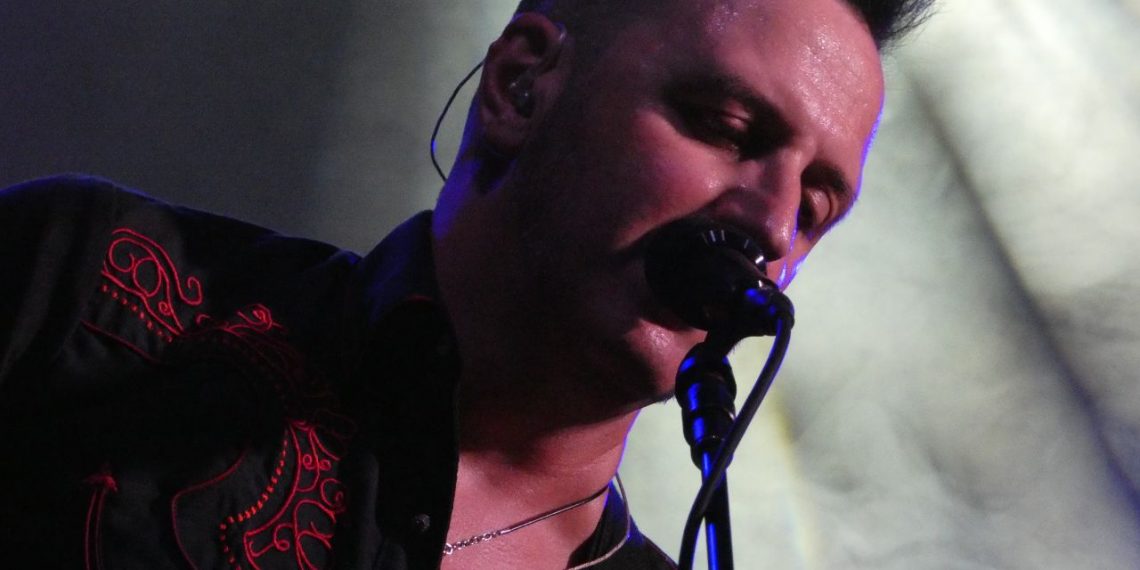 Sultans of Swing Band homenatgen els Dire Straits a Tortosa