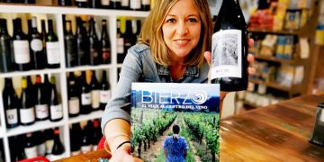La periodista Maite Ruiz presenta el seu llibre sobre vins a Santa Bàrbara i Tortosa