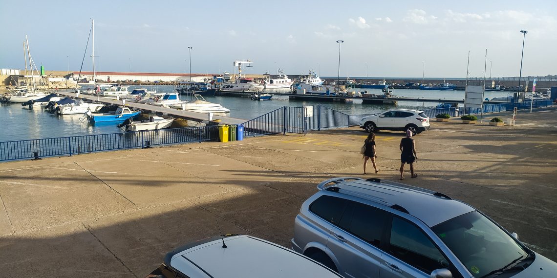 [#Fotogaleria] Les Cases d’Alcanar: la mateixa foto, un any després dels aiguats