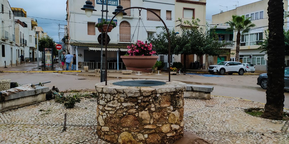 [#Fotogaleria] Les Cases d’Alcanar: la mateixa foto, un any després dels aiguats