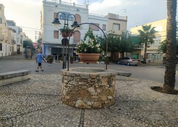 [#Fotogaleria] Les Cases d’Alcanar: la mateixa foto, un any després dels aiguats