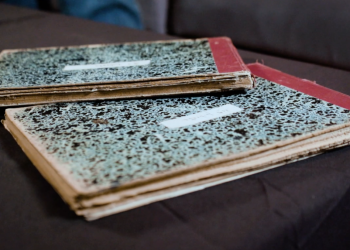 Un documental repassa la història de la fossa de Móra d’Ebre, la més gran excavada fins ara a Catalunya