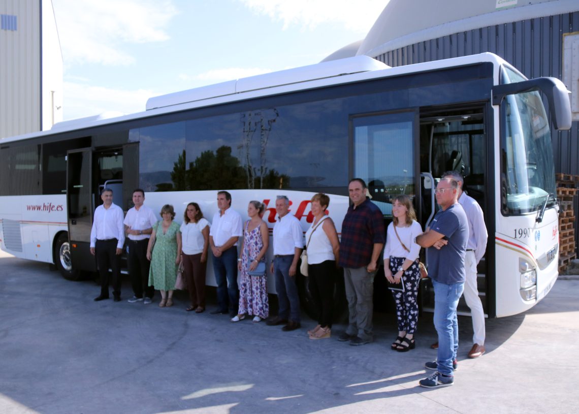 Territori posa en circulació al Montsià el primer bus de transport públic propulsat per biogàs de quilòmetre zero