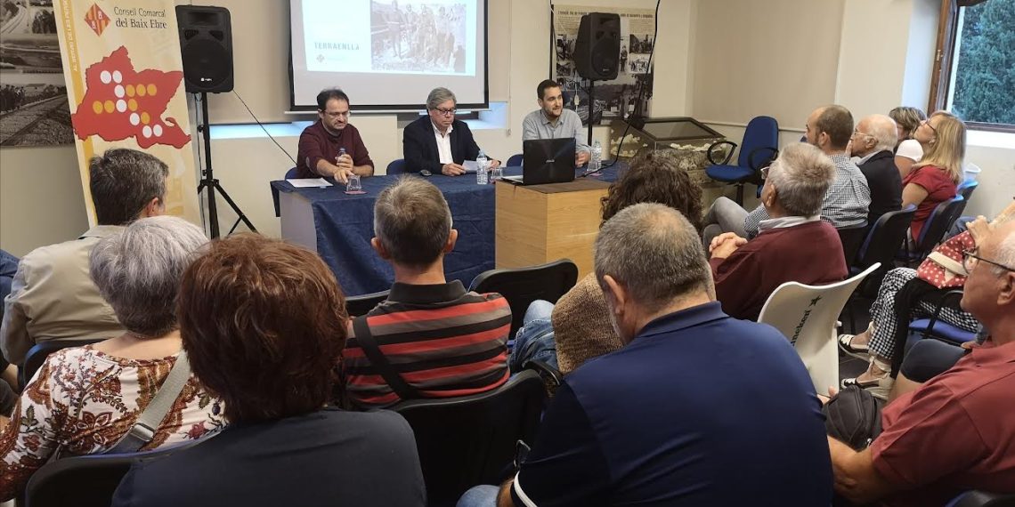 El Baix Ebre senyalitza i  dignifica la Via Verda com espai de memòria democràtica