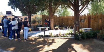 Tortosa inaugura un nou espai al cementiri per a les famílies que han perdut un nadó