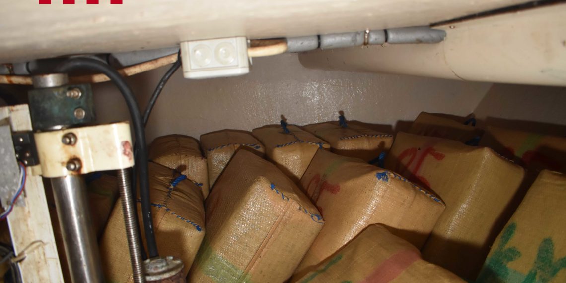 Tres deginguts per introduir 1.380 quilos d’haixix en falses embarcacions pesqueres a les Cases d’Alcanar