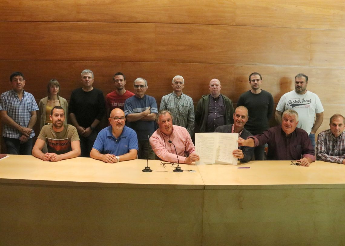 Ajuntaments, cooperatives i regants de les Garrigues i Ribera d’Ebre, contra la ‘invasió’ de ‘macroparcs’ de renovables