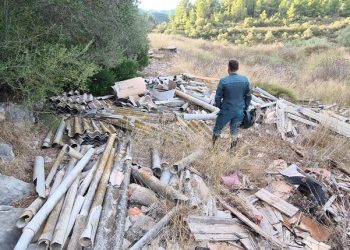 La Guàrdia Civil troba un abocador il·legal amb amiant al Pinell de Brai