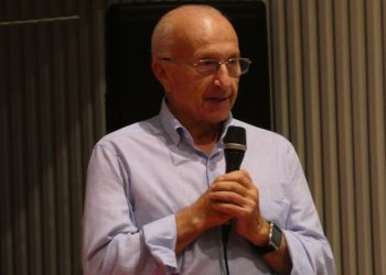 El pas al costat de Paco Vallespí, el referent de la Lliga contra el Càncer a Tortosa