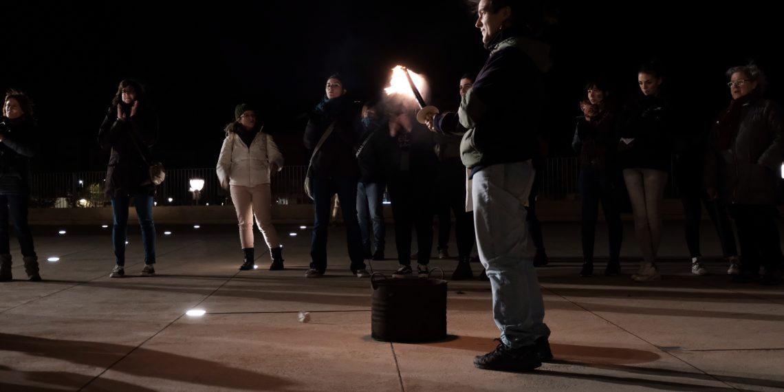 [#Fotogaleria] Les millors imatges de la Marxa de Torxes del 25-N a Tortosa