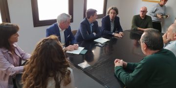 Front comú de l’Ajuntament de Flix, la Generalitat i el comitè d’empresa per evitar el tancament d’Ercros