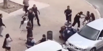 Un detingut per una baralla amb una quinzena d’implicats al barri de Ferreries