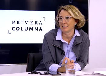 Encesa d’espelmes, dansa i teatre feminista per commemorar el 25-N a Tortosa