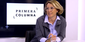 Encesa d’espelmes, dansa i teatre feminista per commemorar el 25-N a Tortosa