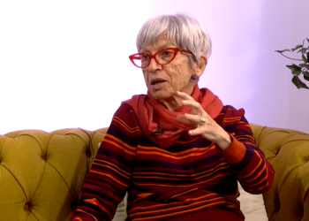 ‘No com un so’, el nou recull de poemes de l’artista i activista ampostina Mari Chordà