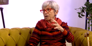 ‘No com un so’, el nou recull de poemes de l’artista i activista ampostina Mari Chordà