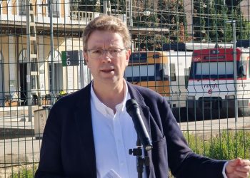 Bel insisteix en què l’Estat ha de costejar la recuperació i increment de freqüències dels trens Avant entre Tortosa i Barcelona