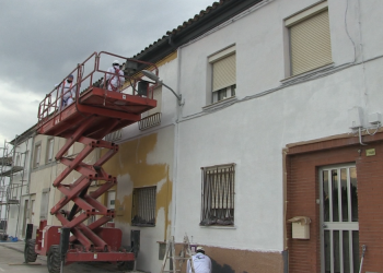 Tortosa destina 85.000 euros a pintar les façanes de les cases del Grup El Temple