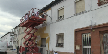 Tortosa destina 85.000 euros a pintar les façanes de les cases del Grup El Temple