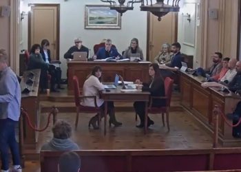 Per què l’oposició ha abandonat el ple de pressupostos d’Amposta?