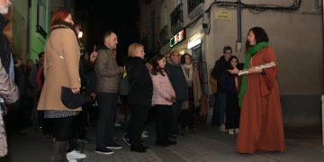 El call de Tortosa s’impregna de la llum de Hanukkah per rememorar el llegat hebreu a la ciutat