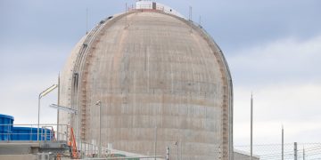 Els gestors de les nuclears catalanes insisteixen que poden continuar operant més enllà de la data prevista de tancament