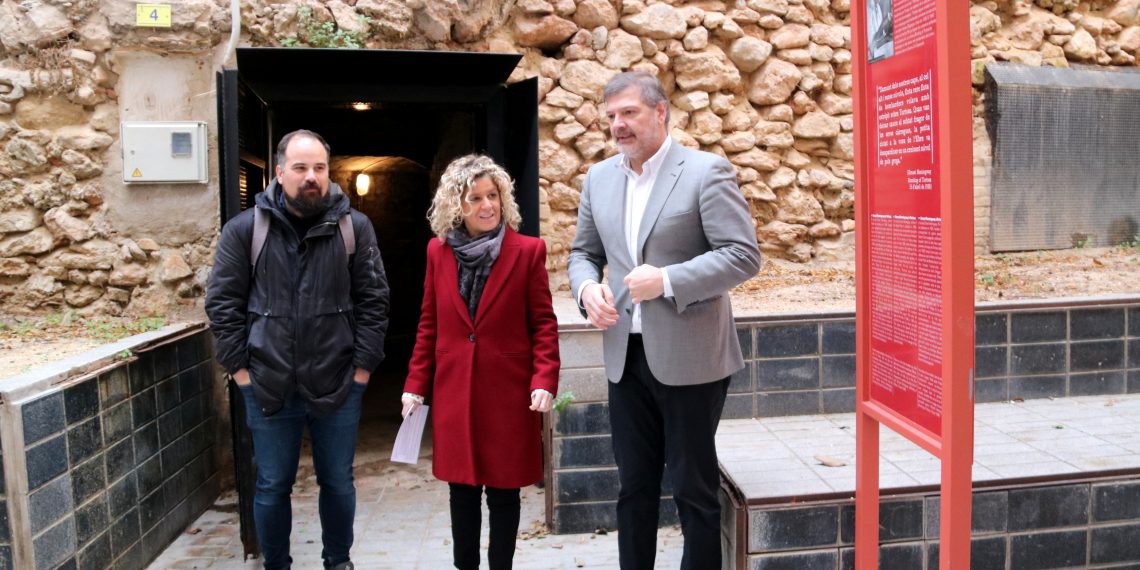 El refugi antiaeri de Tortosa incorpora elements interpretatius per mostrar l’impacte i l’angoixa dels bombardejos