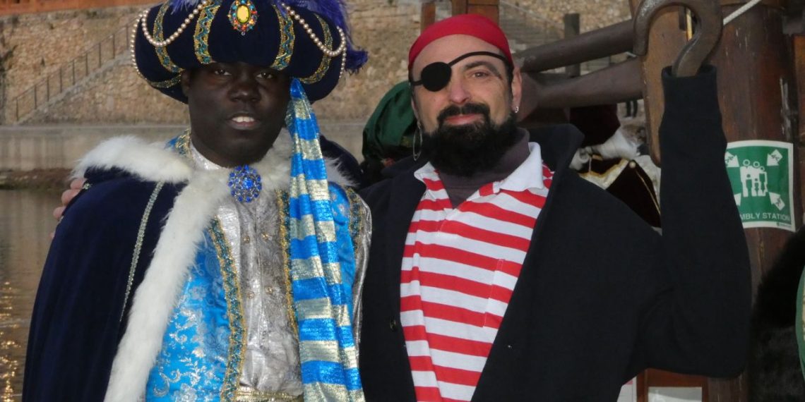 [#Fotogaleria 📸 ] La Cavalcada Màgica dels Reis Mags de Tortosa, des de dins