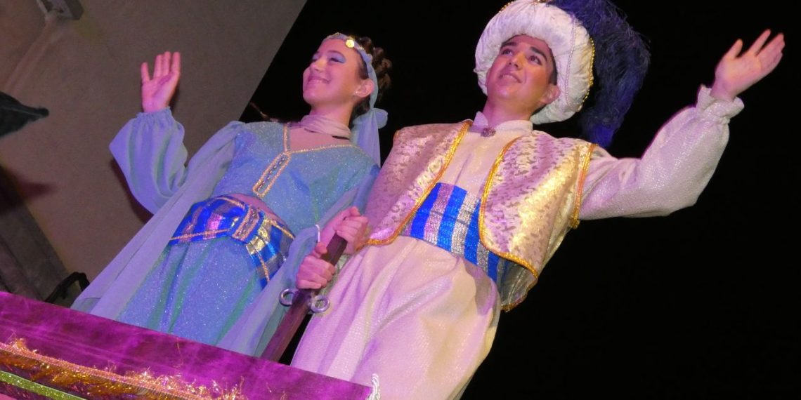 [#Fotogaleria 📸 ] La Cavalcada Màgica dels Reis Mags de Tortosa, des de dins