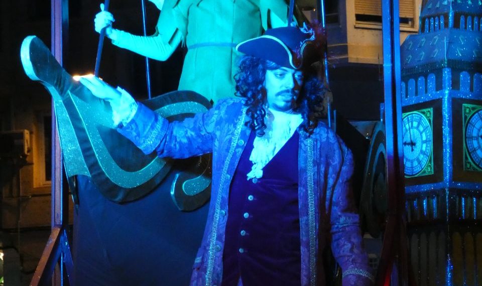 [#Fotogaleria 📸 ] La Cavalcada Màgica dels Reis Mags de Tortosa, des de dins